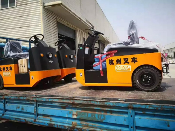 有質(zhì)量有保證，杭叉的電動(dòng)牽引車再一次交付天津某企業(yè)！