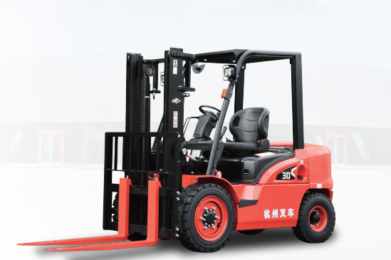 你知道嗎？這樣保養(yǎng)內(nèi)燃叉車，簡直是在坑人！